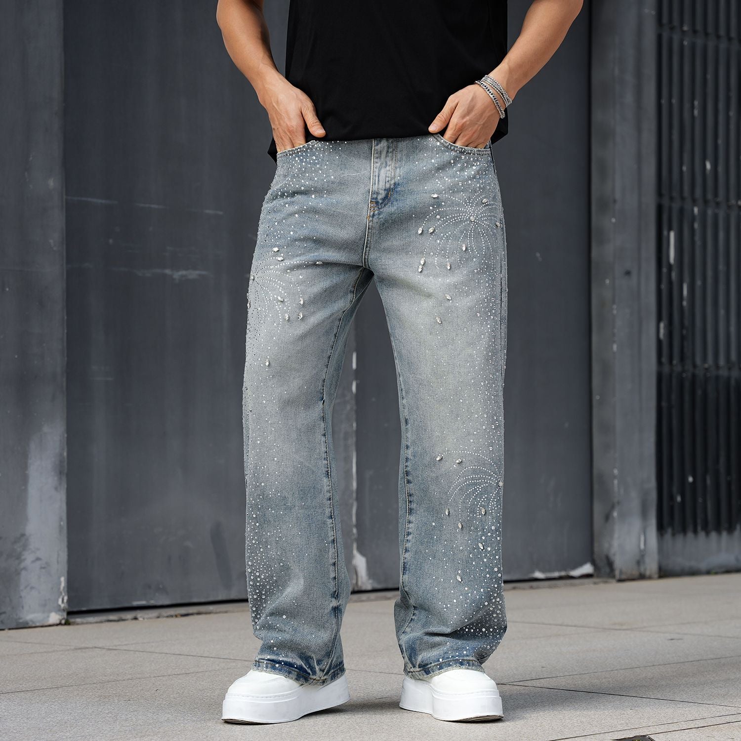 Men’s Loose Rhinestone Denim Pants | Crystal Detail Wide-Leg Look